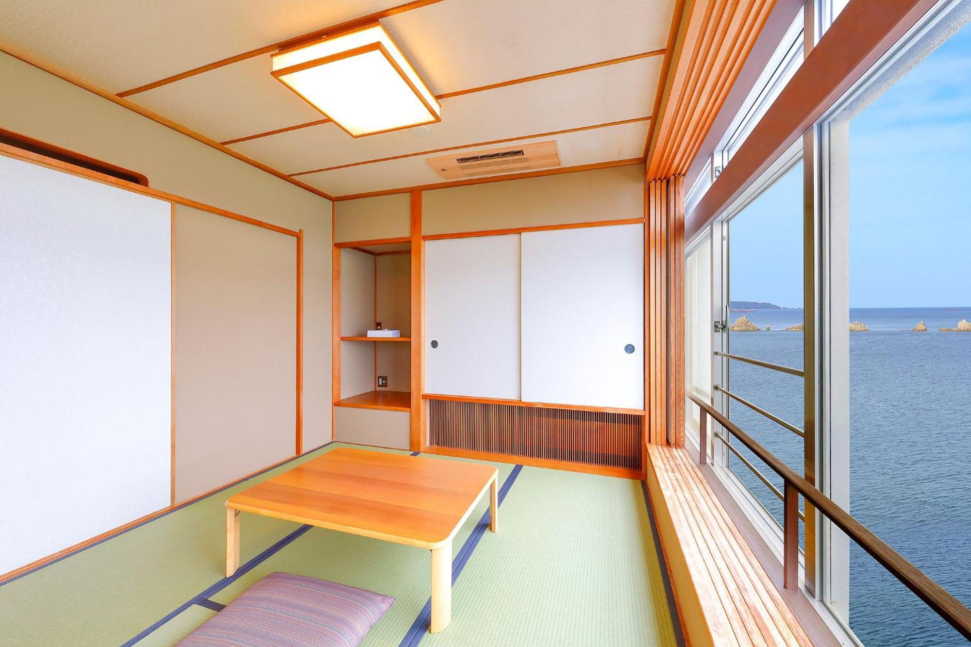 Hotel Ooedo Onsen Monogatari Nanki Kushimoto Esterno foto
